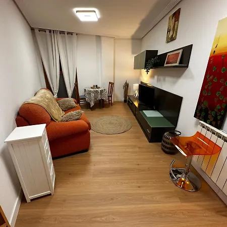 El Paseo Del Duero Apartment *